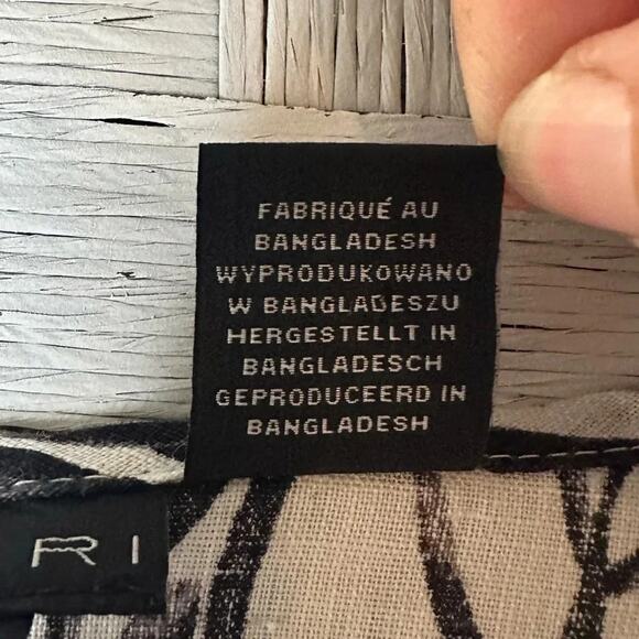 Tahari Women's Leaf Print 100% Linen Short Sleeve Shirt Lightweight plus size - Picture 3 of 10